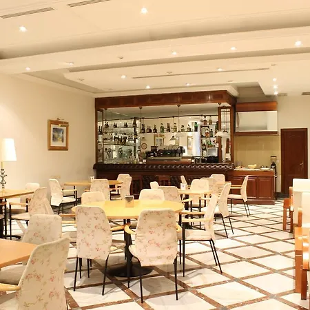 Monterrey Hotel
