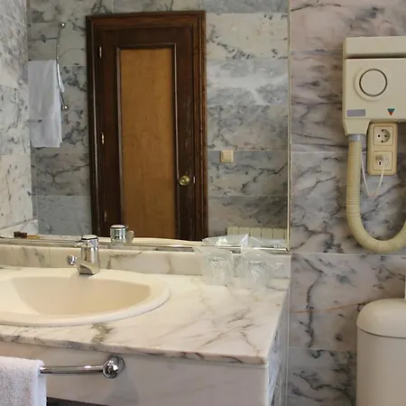 Szálloda Monterrey 3*