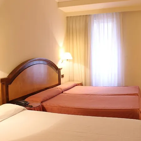 Szálloda Monterrey 3*