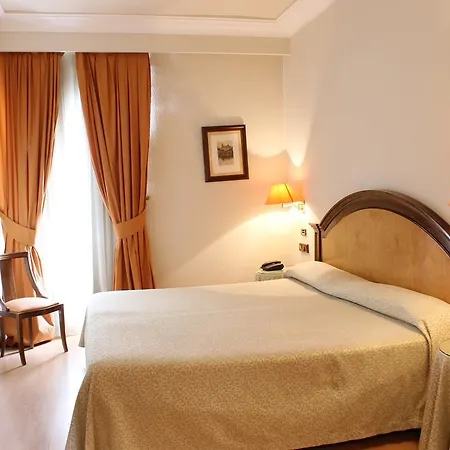 Hotel Monterrey 3*