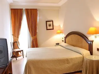Monterrey Hotel
