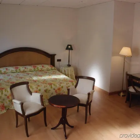 Monterrey Hotel